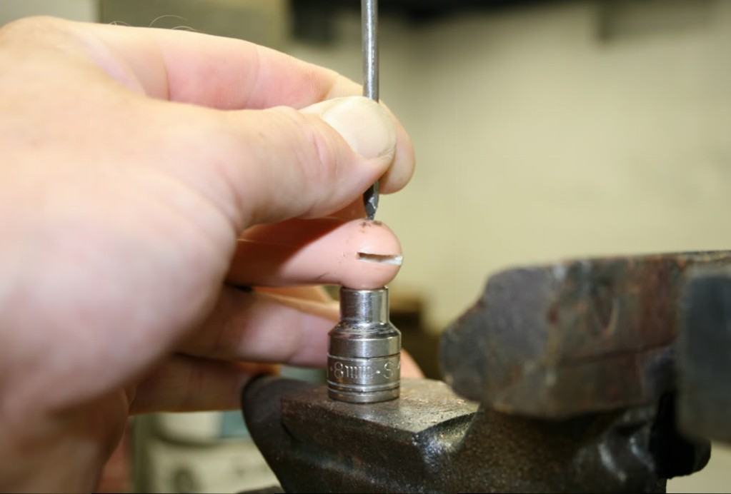 Click image for larger version  Name:	AMJoe_Repairs00138.jpg Views:	2 Size:	73.8 KB ID:	900